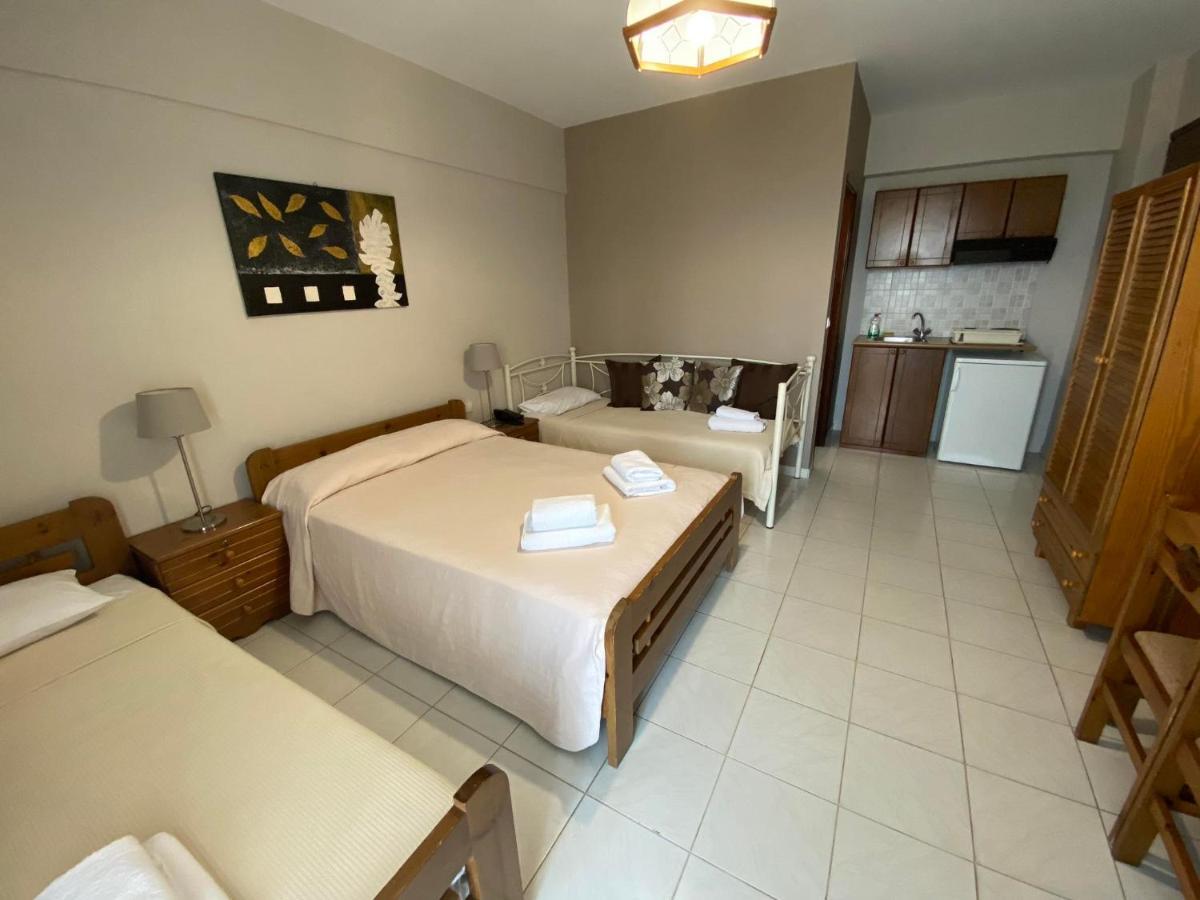 Hotel Pavlos - Studios Tolón Esterno foto
